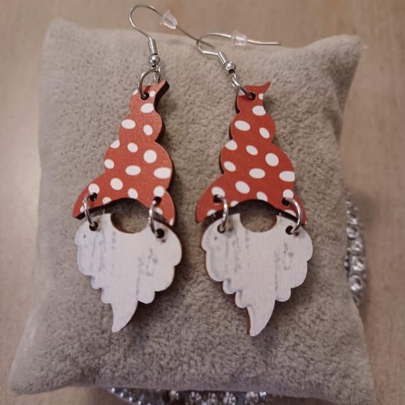 Red & White Santa Gnome Holiday Christmas Dangle Drop Earrings - Picture 5 of 8